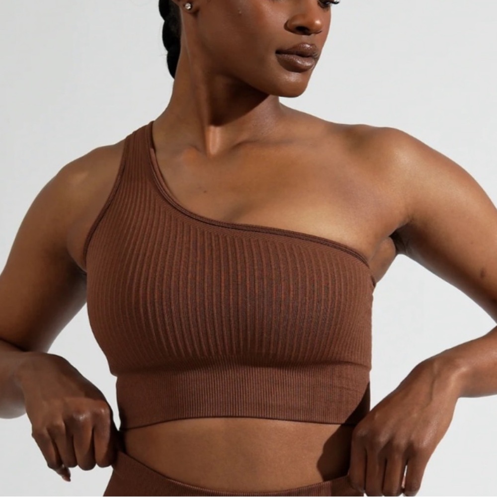 BuffBunny One-Shoulder Brown Sports Bra